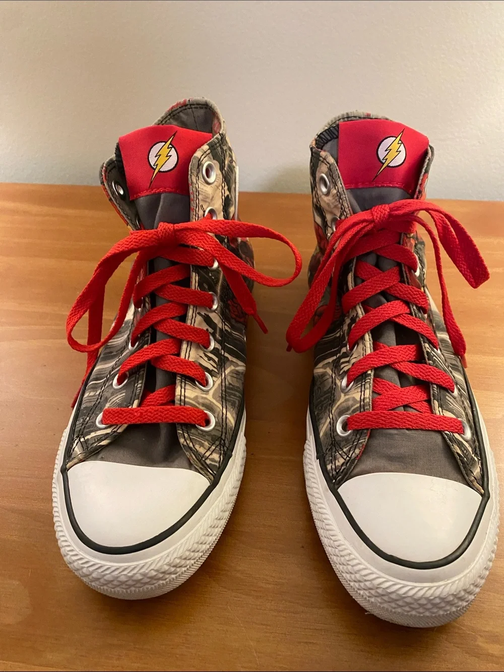 Converse Men’s Chuck Taylor All Star The Flash High-Top Sneakers Camo Size 8 - Picture 3 of 10
